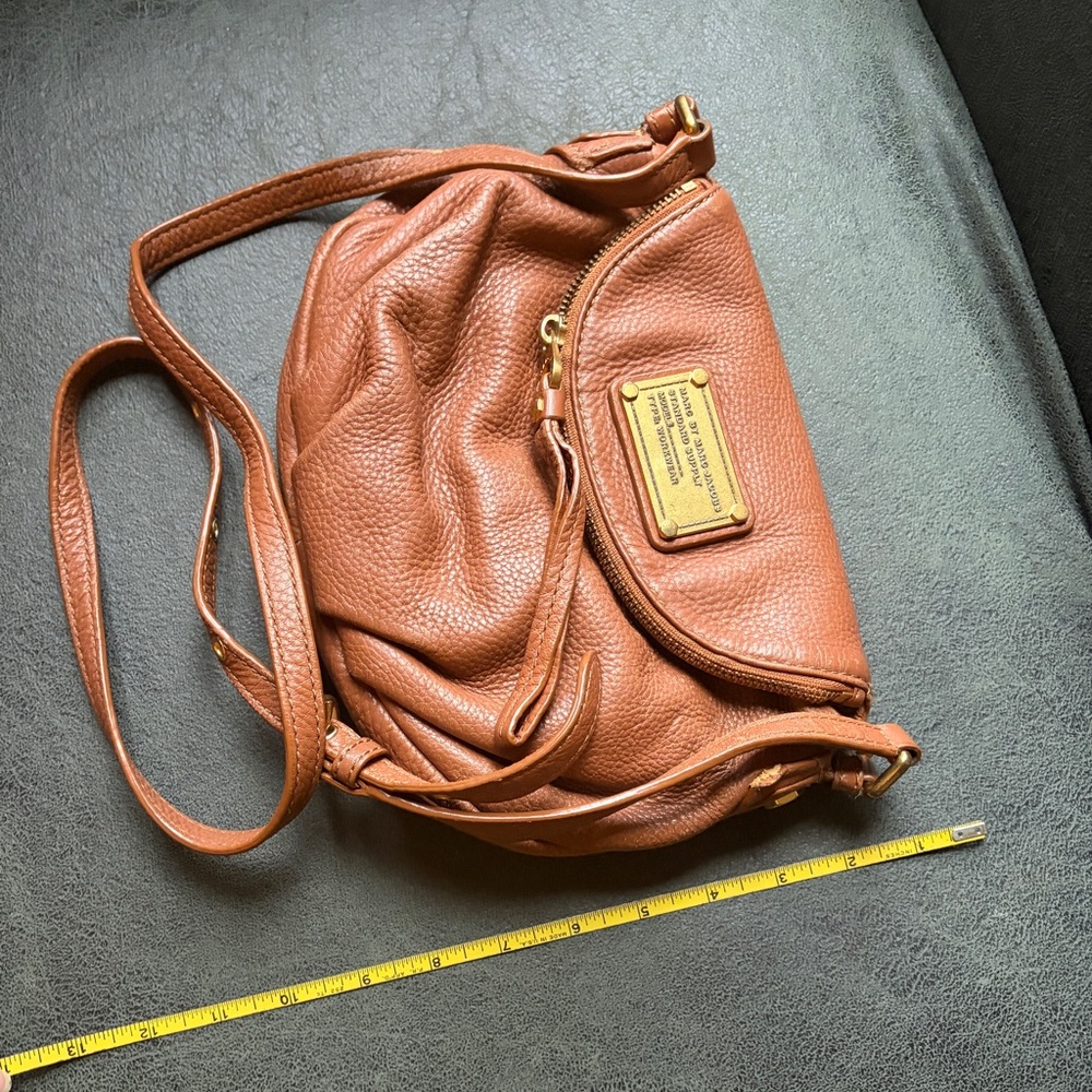 Marc by Marc Jacobs Tan Brown Pebbled Leather Crossbody - Picture 5 of 7